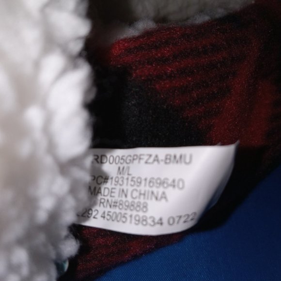 Rudolph the Red-Nosed Reindeer Sherpa Flannel Slippers Snuggle Toes Kid M/L 13-4 - Picture 5 of 6